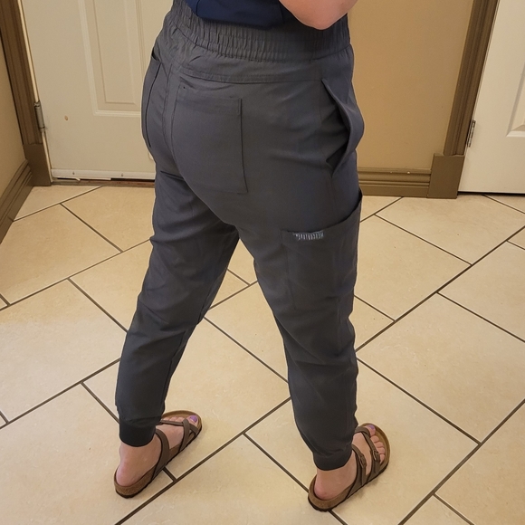 Medcouture scrub pants size S small - Picture 7 of 7